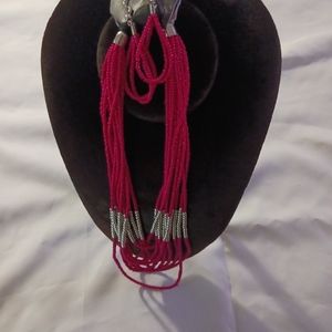 Necklace and earrings set